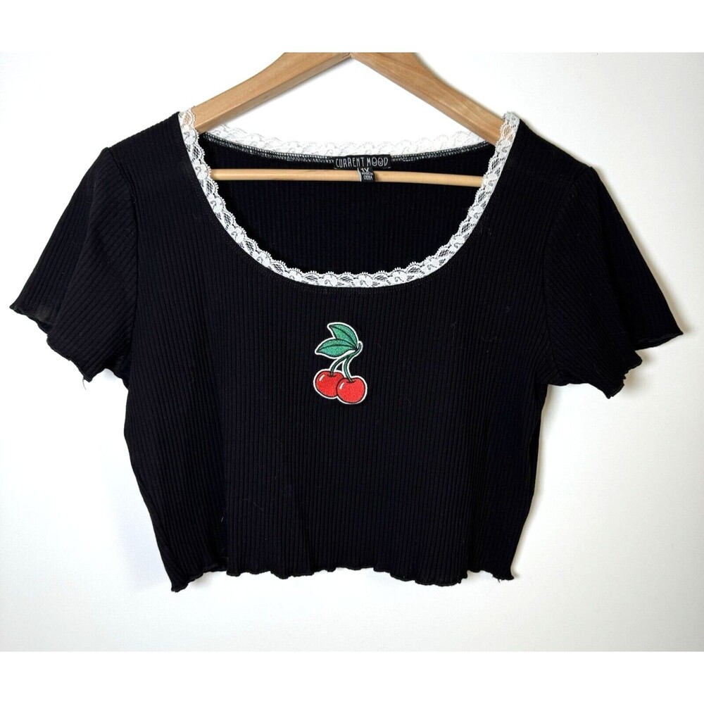 Current Mood Crop Top Womens 1X Black Cherry Patch Lace Trim Y2K Goth Ribbed